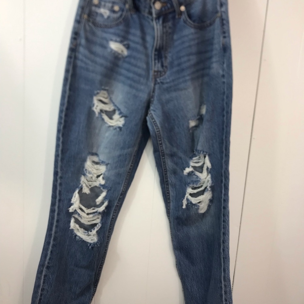 Women's Distressed Blue Jeans